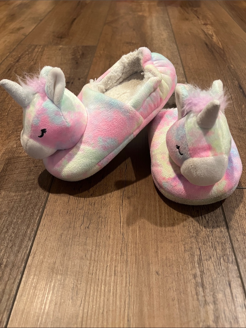 Cat & Jack Toddler Girl Unicorn Slippers, size Large (9/10)